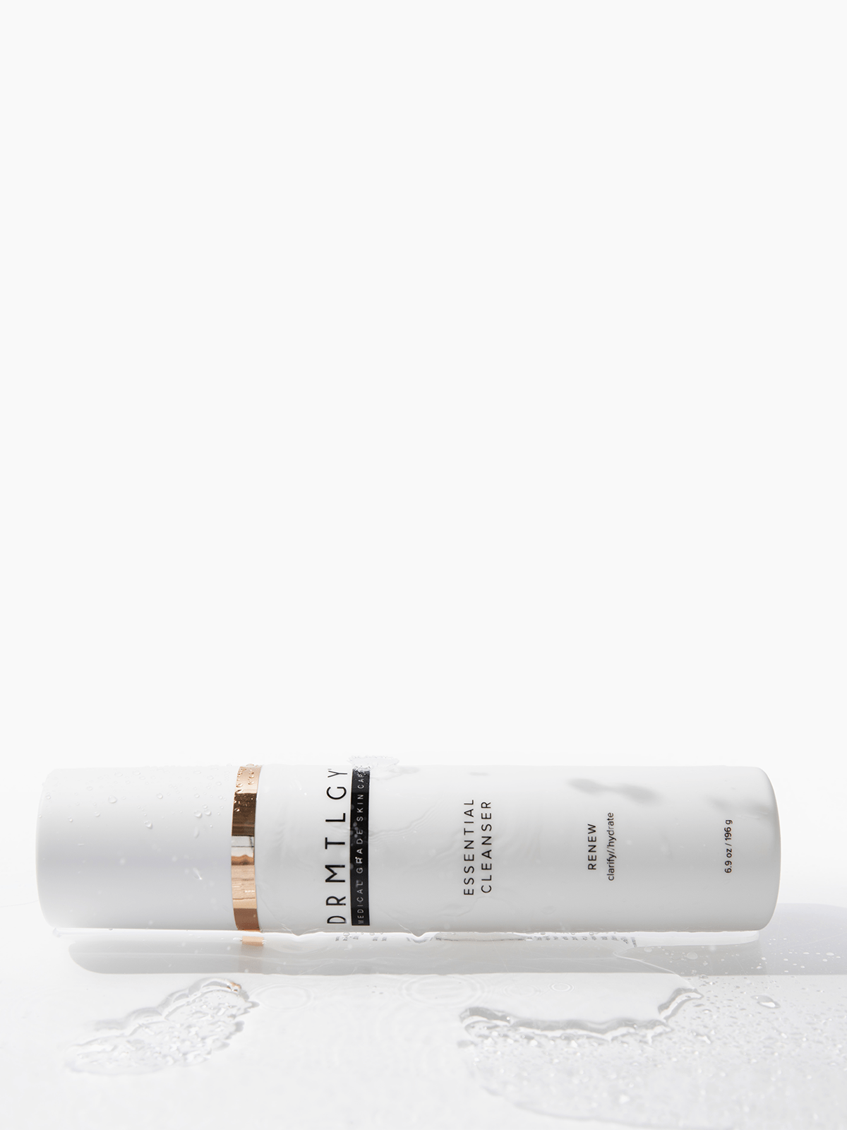 Essential Cleanser - Image 4